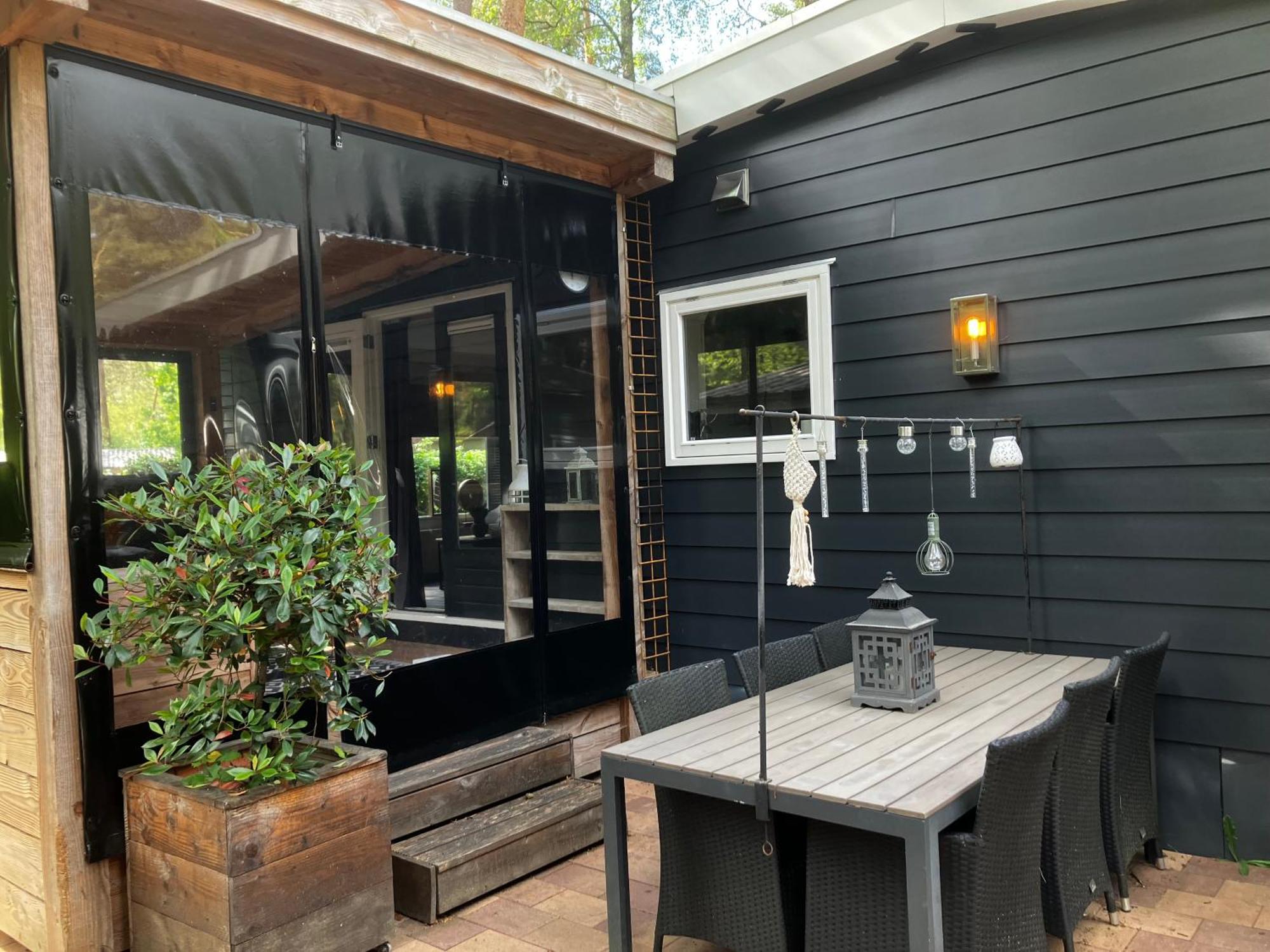 Chalet Bosrijk Midden In De Natuur-Eten&Drinken-Activiteiten-Ontspanning-En Nog Veel Meer Hoenderloo Exteriér fotografie