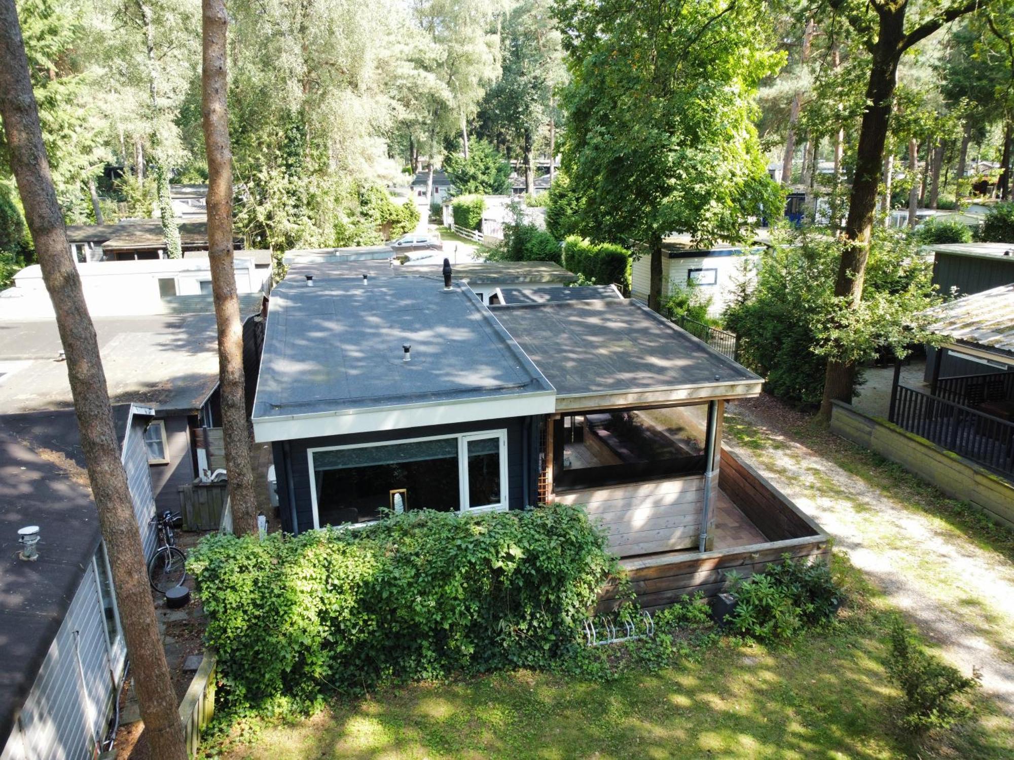 Chalet Bosrijk Midden In De Natuur-Eten&Drinken-Activiteiten-Ontspanning-En Nog Veel Meer Hoenderloo Exteriér fotografie