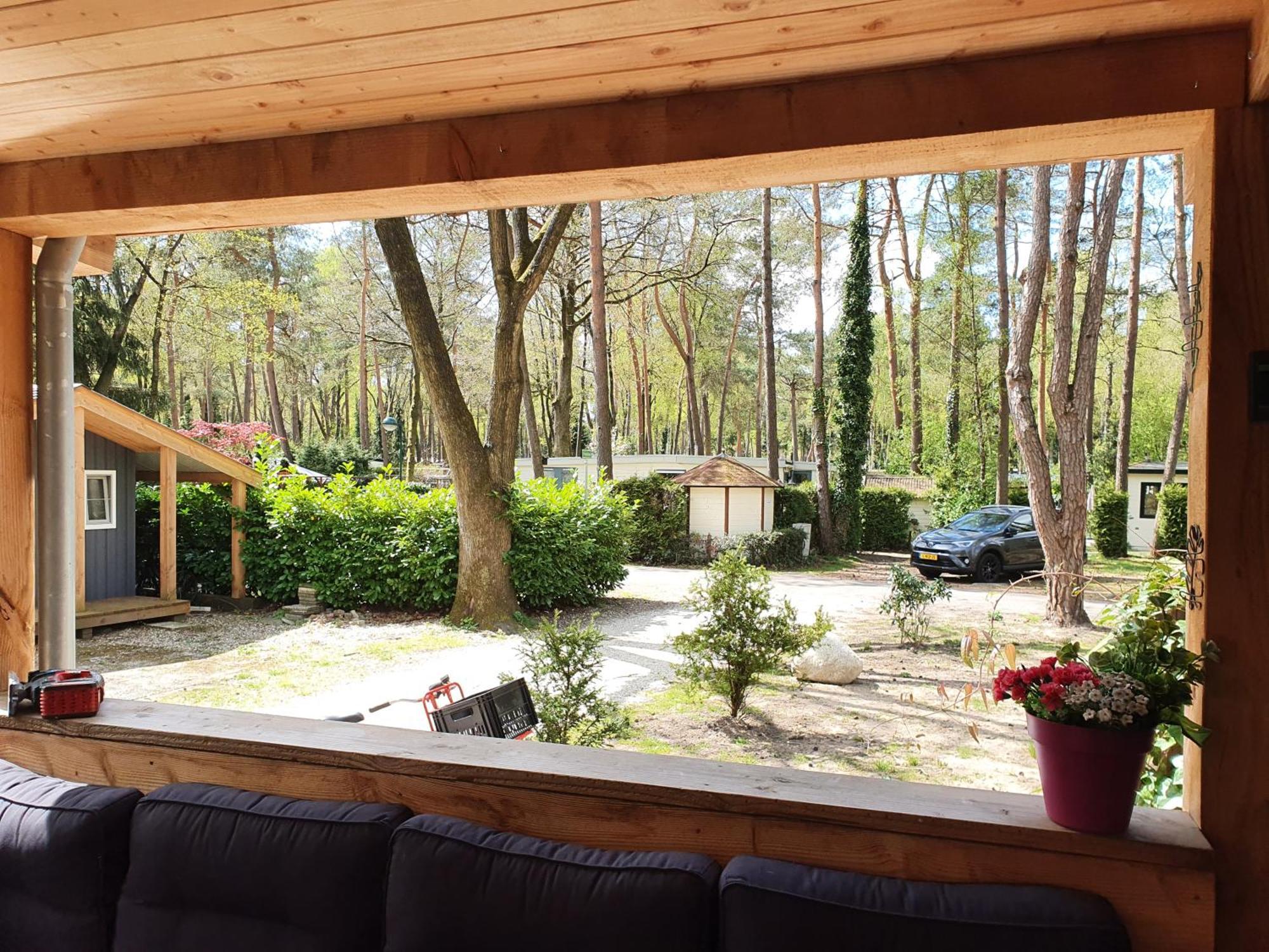 Chalet Bosrijk Midden In De Natuur-Eten&Drinken-Activiteiten-Ontspanning-En Nog Veel Meer Hoenderloo Exteriér fotografie